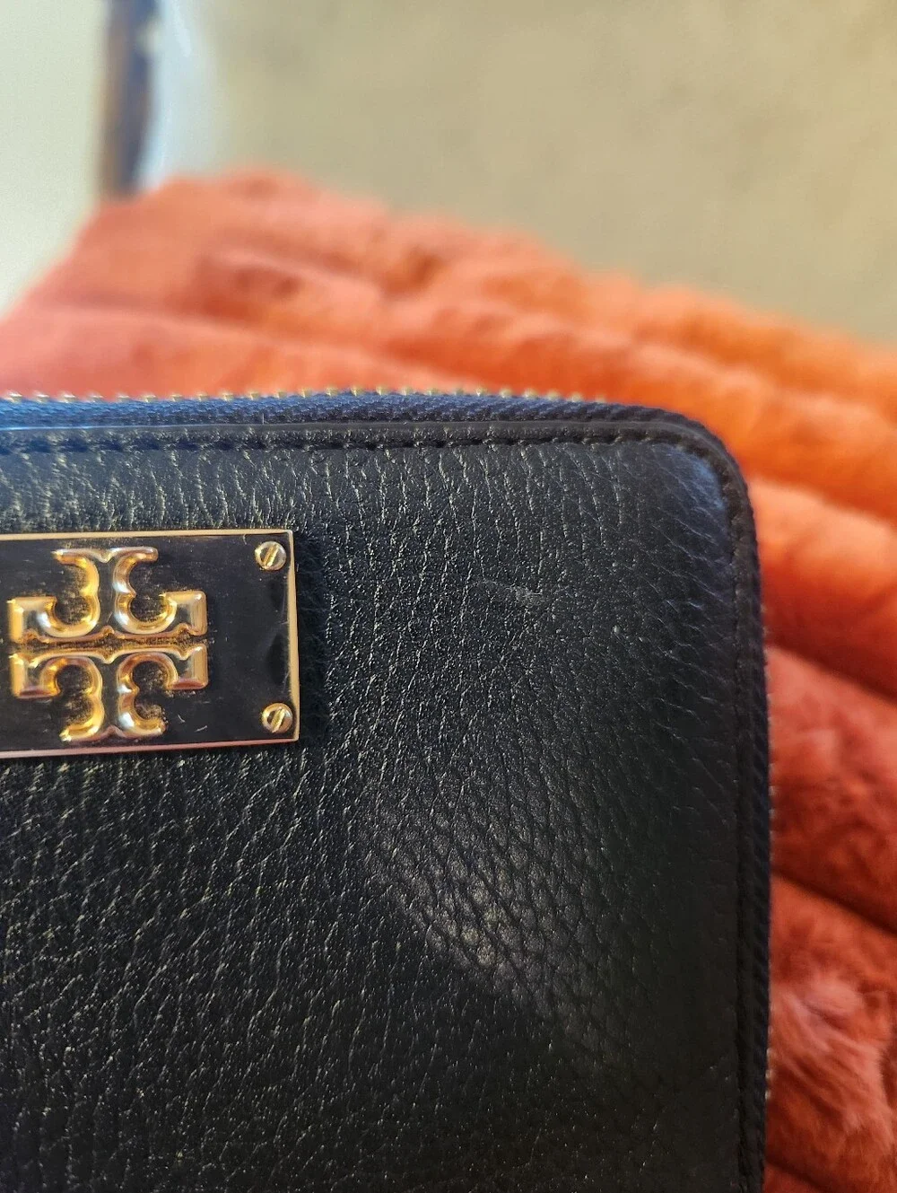 Tory Burch black pebbled